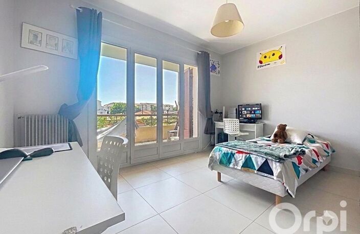 Appartement À Vendre — photo 3