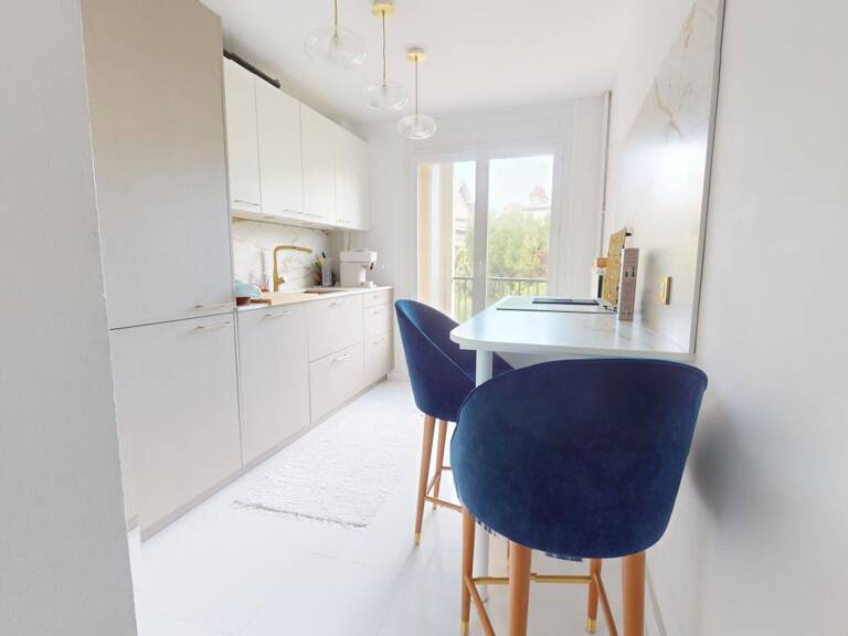 Appartement À Vendre — photo 1