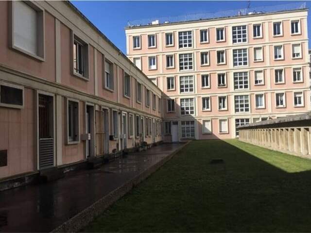 Appartement À Louer — photo du bien