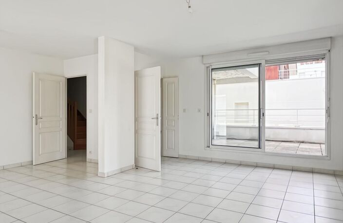 Appartement À Vendre — photo 2