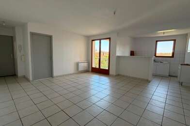 Appartement 3 pièces 720 €