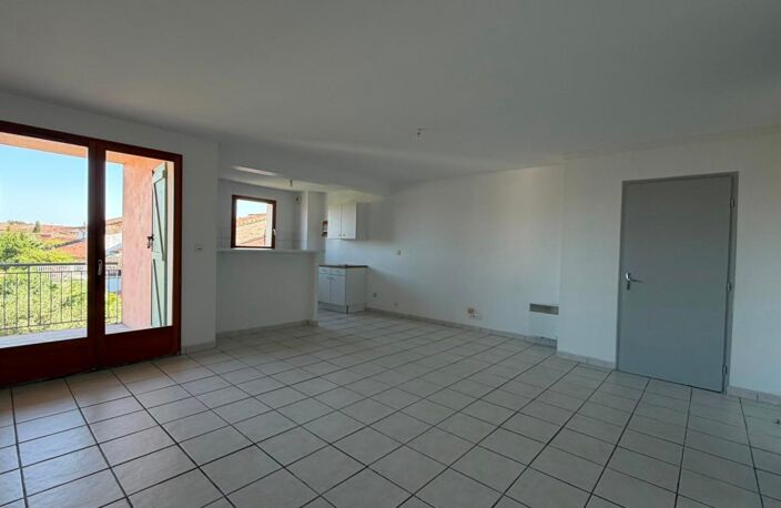 GRENADE S/GARONNE - Appt T3 de 65 m² à louer avec parking — photo 2