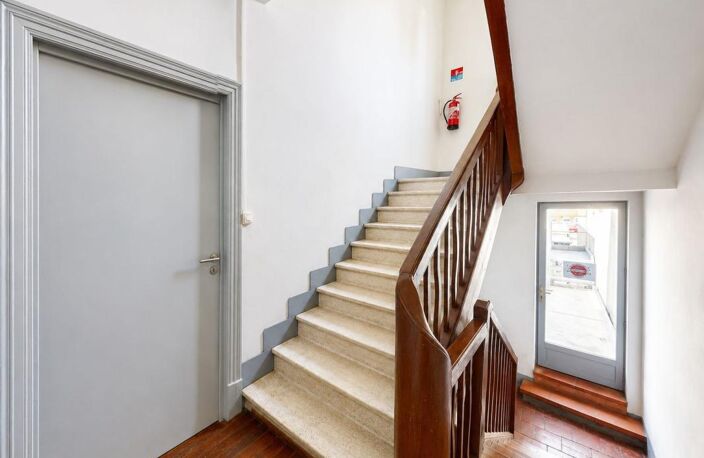 MONTAUBAN CENTRE VILLE - IMMEUBLE EN R+2 À VENDRE — photo 2