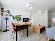  ✨ À Vendre – Bel appartement de 64 m²  entièrement rénové avec garage ✨  — photo 2