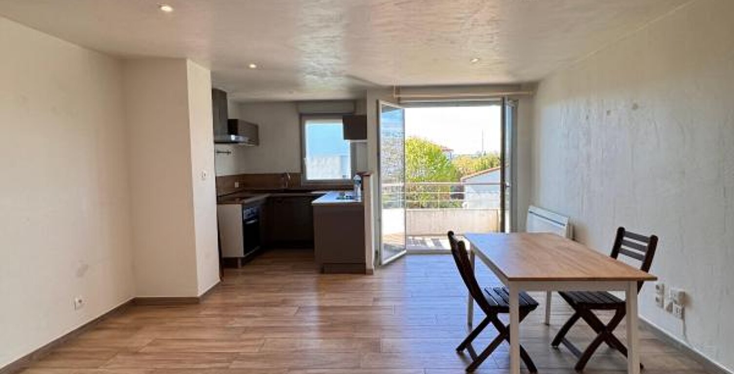 EXCLUSIVITÉ Saint-Martin-du-Touch 
T3 lumineux balcon stationnements — photo 1