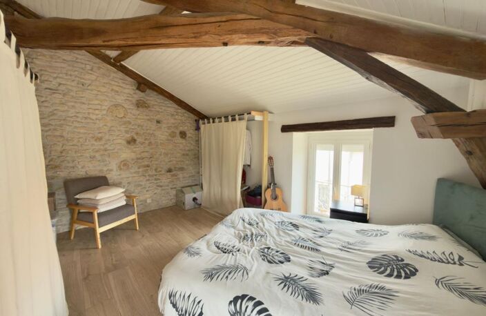 Duplex avec cachet au cœur de Cissé — photo 5