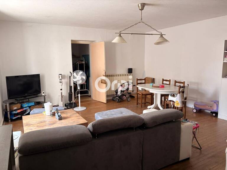 Appartement à vendre en centre-ville de MARENNES — photo 1