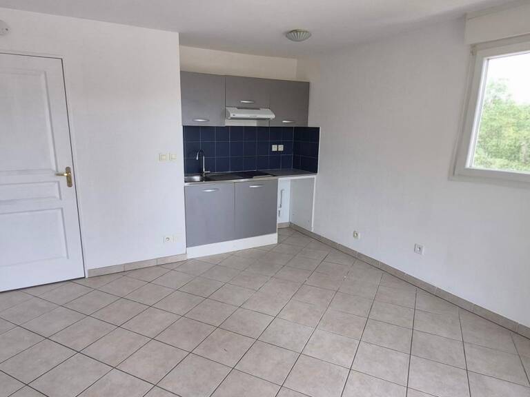 Studio Toulon 28m² à Vendre — photo 1