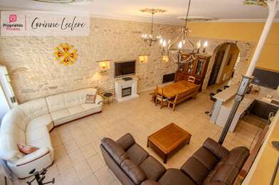 Appartement 3 pièces 316300 €