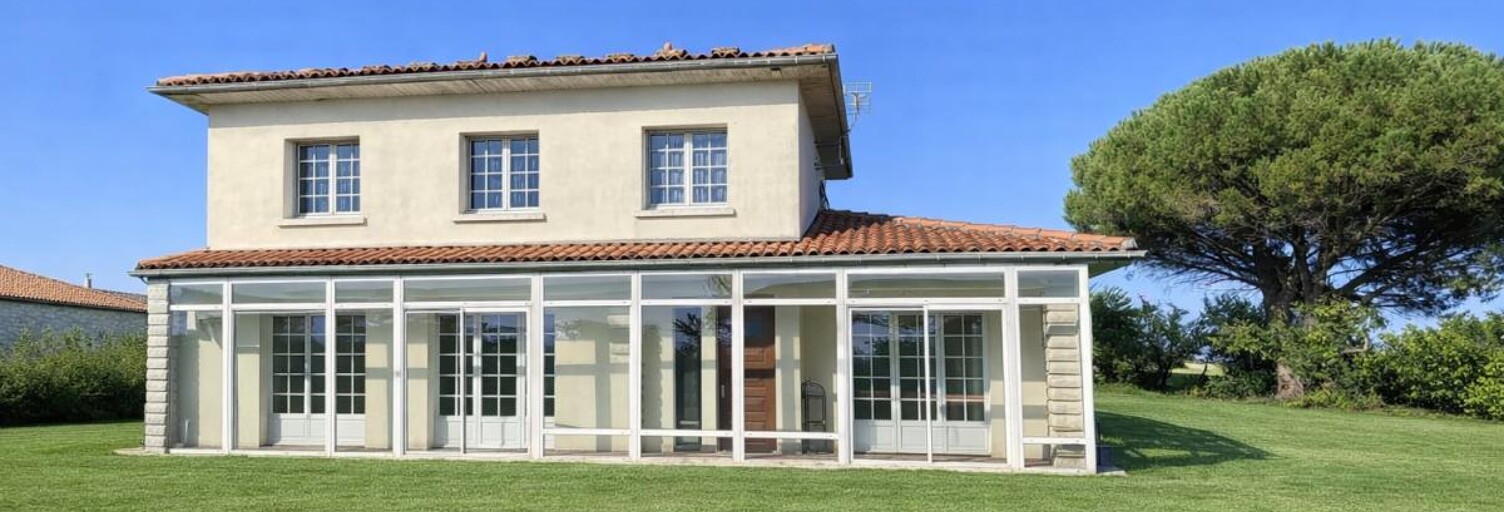 Maison 5 Pièces 120 m² à vendre à Chenac-Saint-Seurin-d'Uzet (17120)