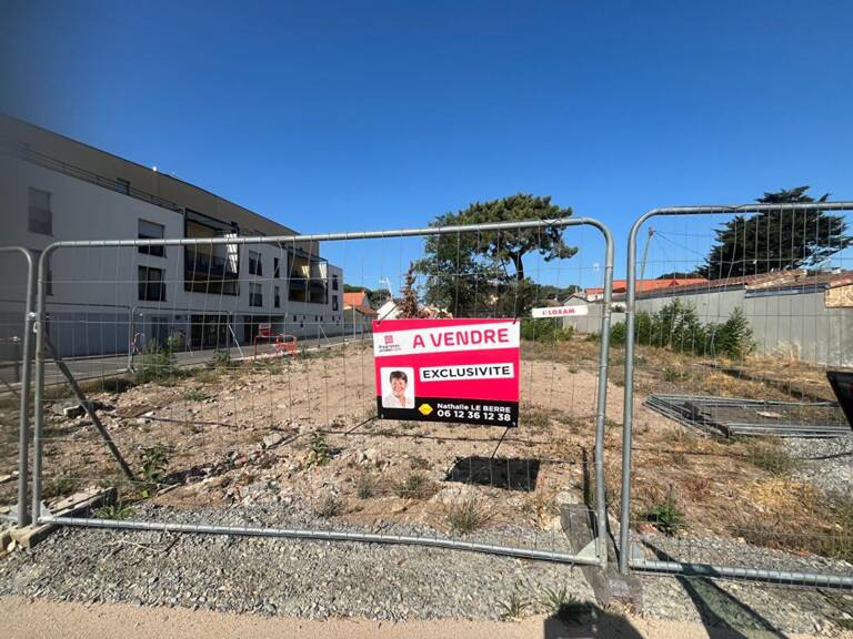 Terrain Saint Brevin Les Pins 649 m2 centre ville — photo 1