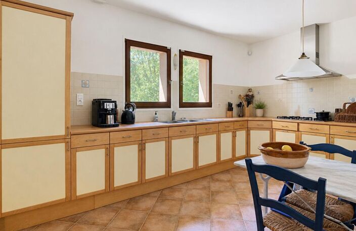 Belle maison contemporaine avec 5 chambres et piscine — photo 4