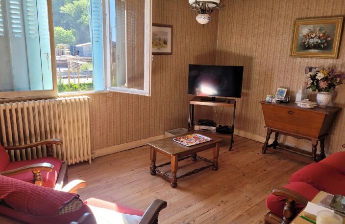 Vente maison 8 pièces 152 m² Bort-les-Orgues (19110) — photo 2
