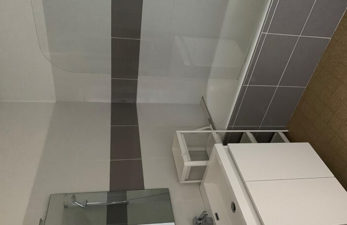 Location appartement 3 pièces 72 m² à Saint-Étienne (42000) — photo 5