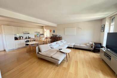 Appartement 4 pièces 1075 €