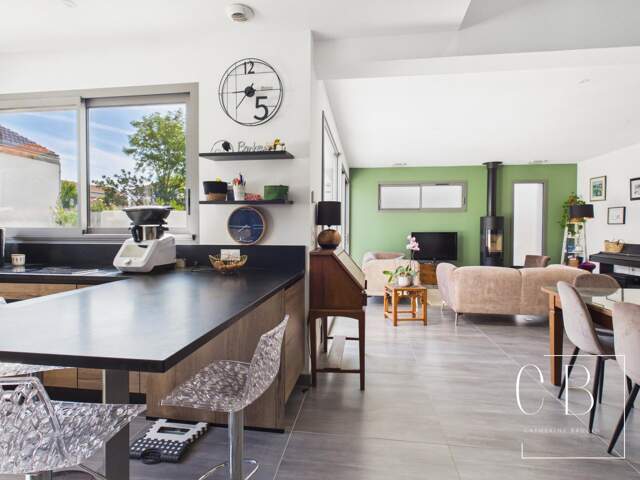 Maison Familiale avec garage et piscine La Rochelle — photo du bien