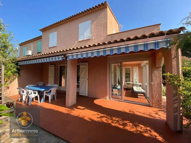 Charmante maison 4 pièces à Bormes-les-Mimosas — photo du bien