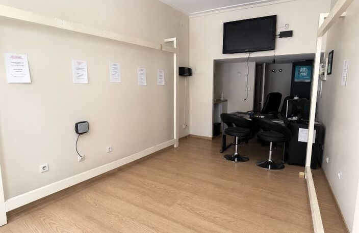 MURS COMMERCIAUX / 21,80 m² / COURS LIEUTAUD / MARSEILLE 13006 — photo 5