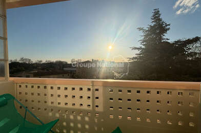 Appartement 3 pièces 742 €
