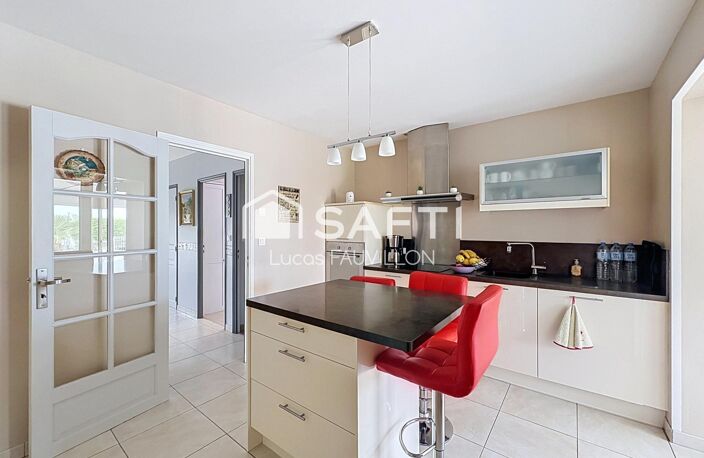 Maison de 140 m2 + Maison de 55m2 et Piscine — photo 5