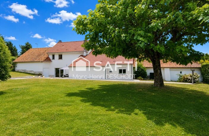 Corps de ferme 196m² — photo 2