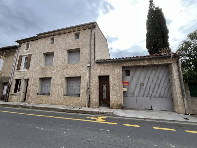 Maison de village AVEC COUR ET GARAGE — photo 1
