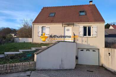 Maison 5 pièces 1440 €