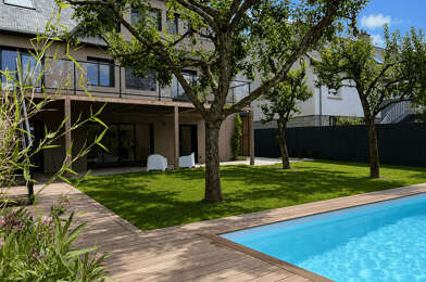 Maison 8 pièces 897800 €