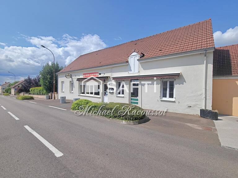 SAINT EUSEBE  Fonds de commerce Café / Restaurant avec Licence IV — photo 1