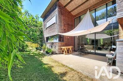 Maison 6 pièces 913000 €