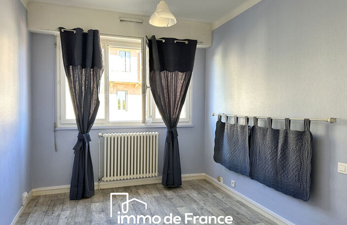 Villefranche De Rouergue appartement T3 / T4 de 72 m² — photo 5