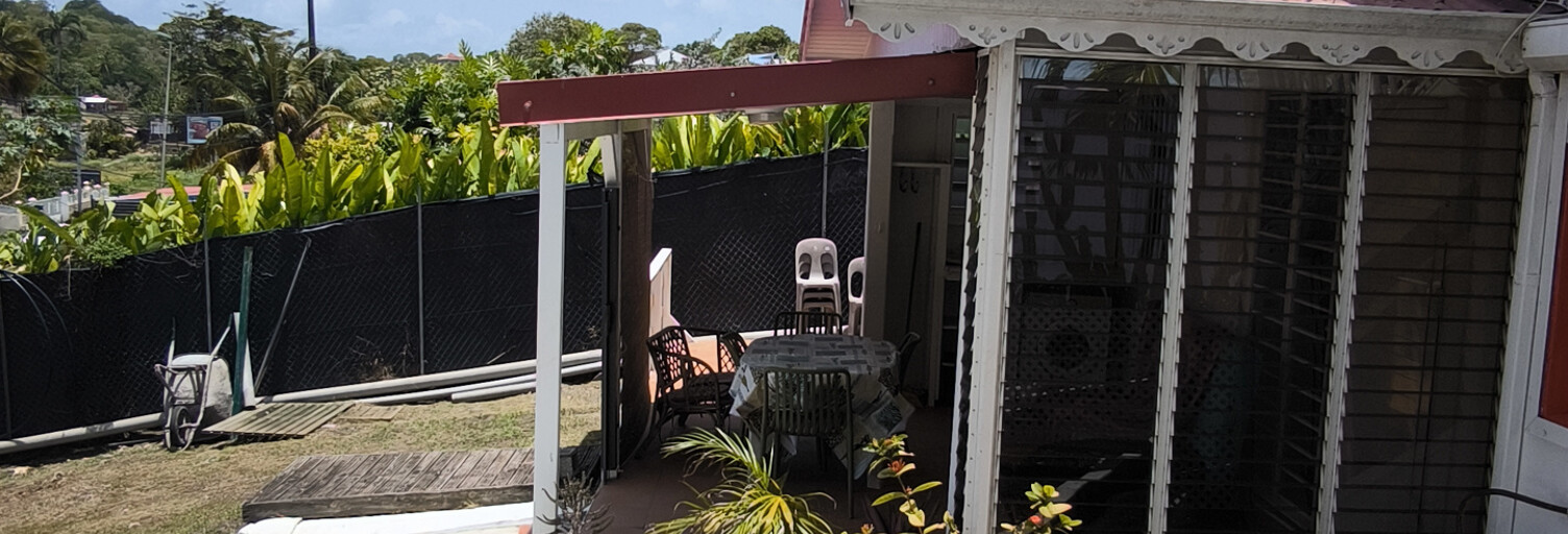 Appartement 3 Pièces 50 m² à louer à Sainte-Anne (97180)