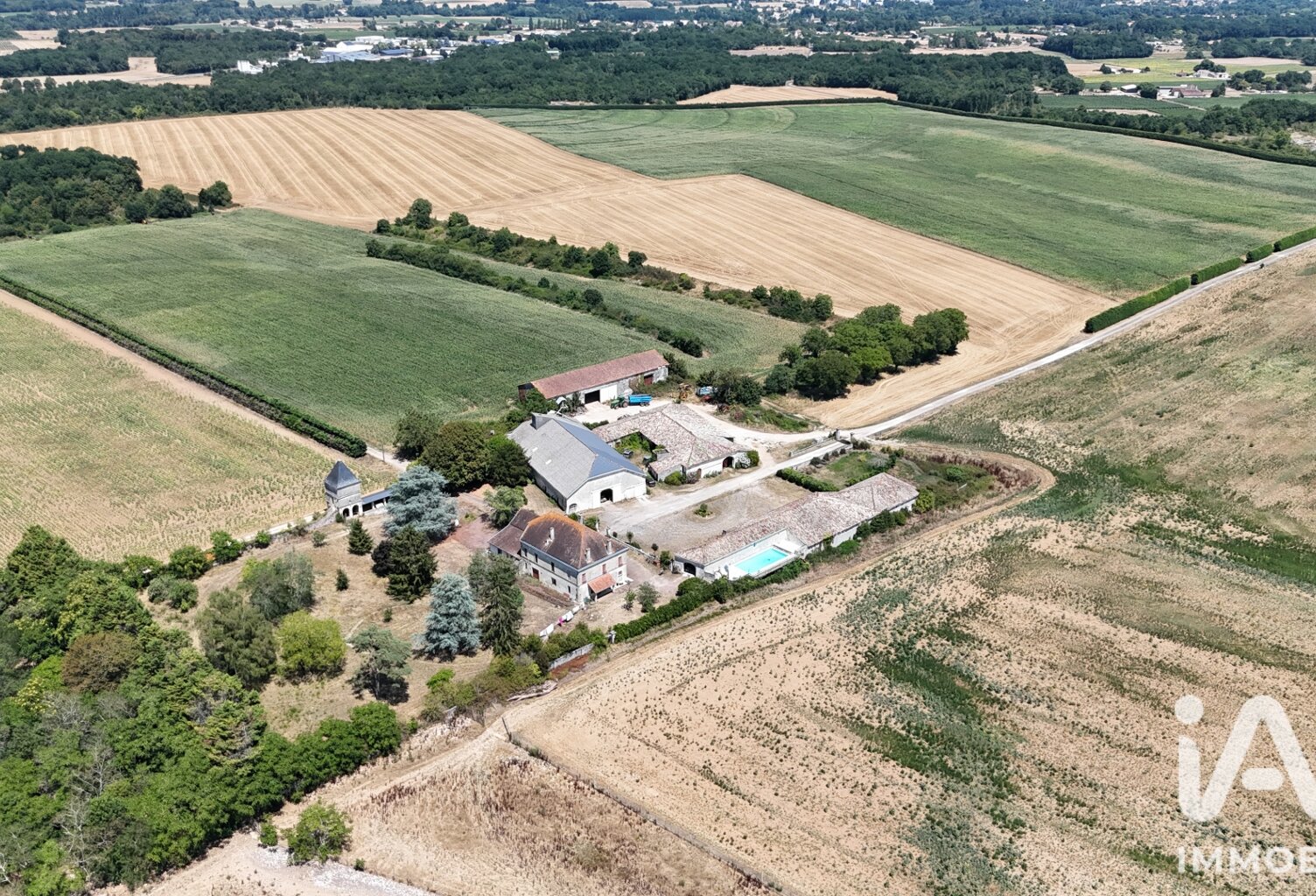 Vente Domaine 20 pièces — photo 1