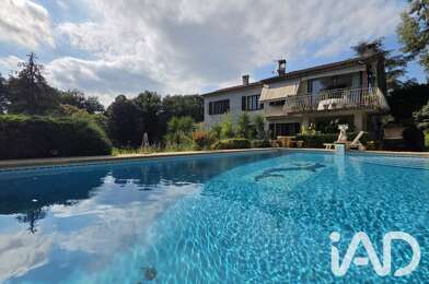 Maison 9 pièces 920000 €