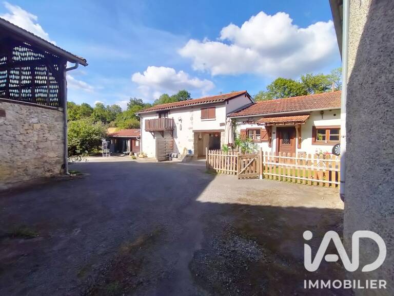 Vente Maison de village 9 pièces — photo 1