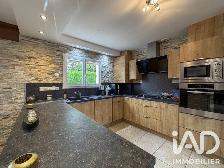 Vente Maison/villa 4 pièces — photo 1