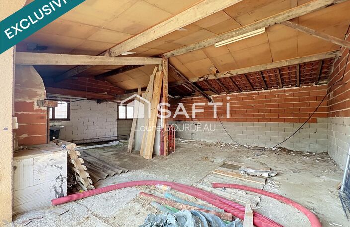 Beau potentiel de transformation - Bâtiment / Garage de 125 m² sur parcelle de 493m2  - BOULOC — photo 5