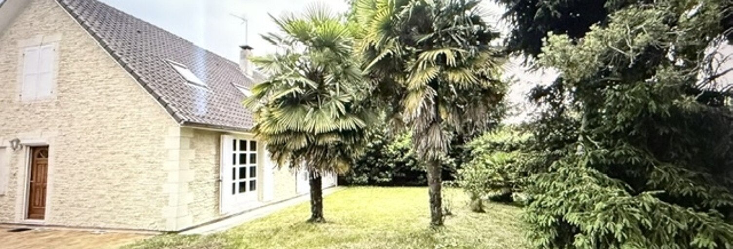 Maison 7 Pièces 168 m² à vendre à Saint-Pierre-des-Fleurs (27370)
