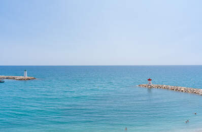 Pieds dans l'eau! Appartement 3 pièces à Villeneuve-Loubet p — photo du bien
