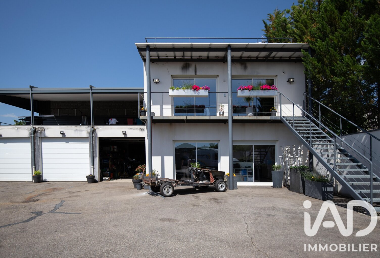 Vente Immeuble 671 m&sup2; — photo 1
