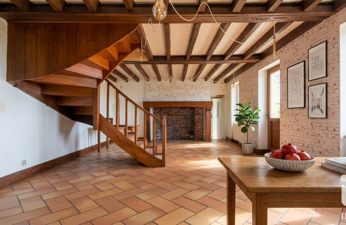 Vente Maison/villa 10 pièces — photo 2