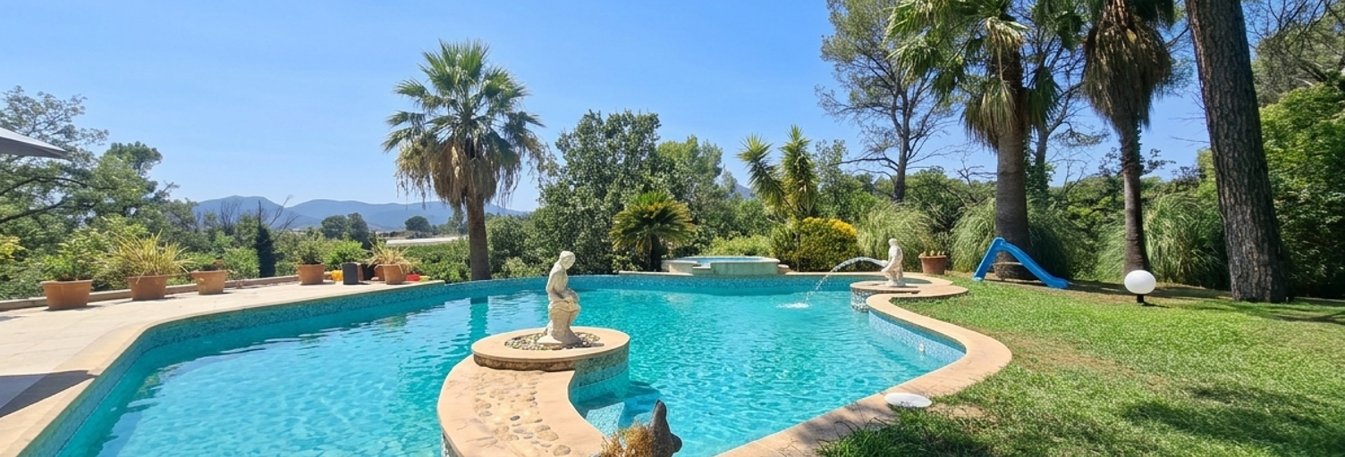 Maison 10 Pièces 300 m² à vendre à Roquebrune-sur-Argens (83520)