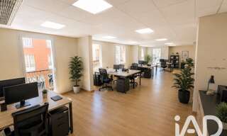 Commerce  170 m² à vendre à Fréjus (83600)