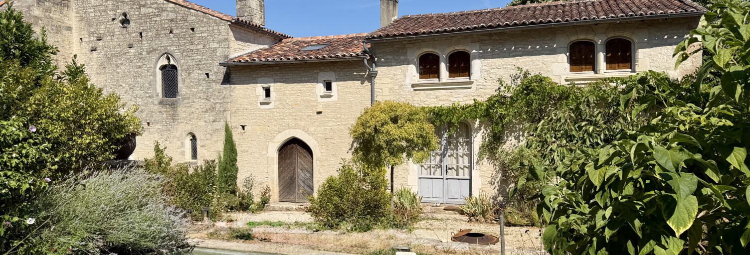 Maison 11 Pièces 380 m² à vendre à Tusson (16140)