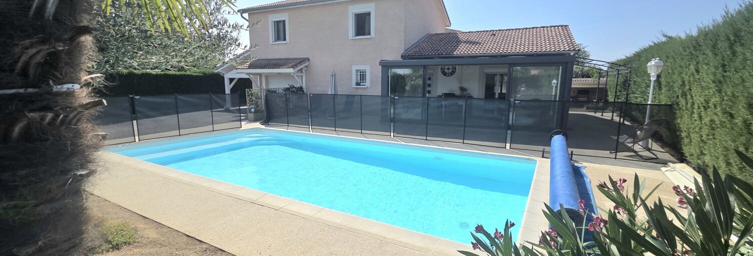 Maison 5 Pièces 117 m² à vendre à Charnas (07340)