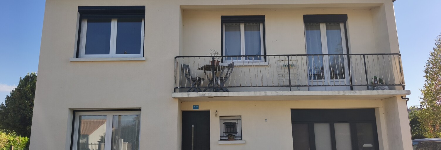 Maison 6 Pièces 101 m² à vendre à Lezay (79120)