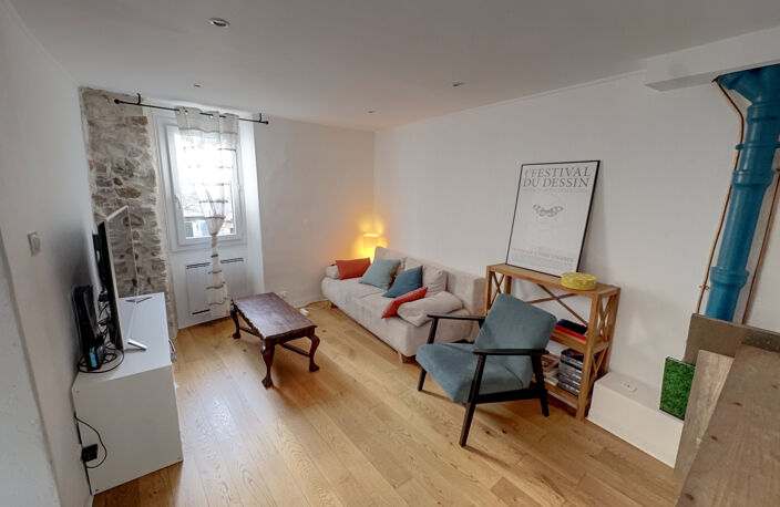 BOUYON, Belle maison de village 4 pièces — photo 2