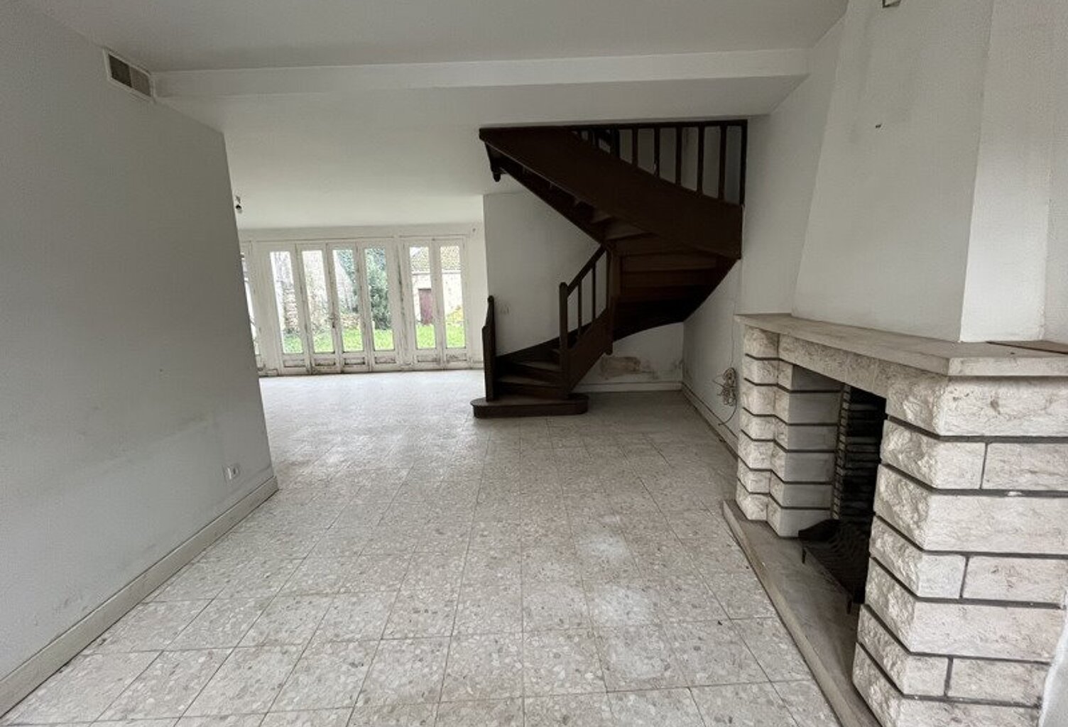 Maison de ville de 5 pièces principales — photo 1