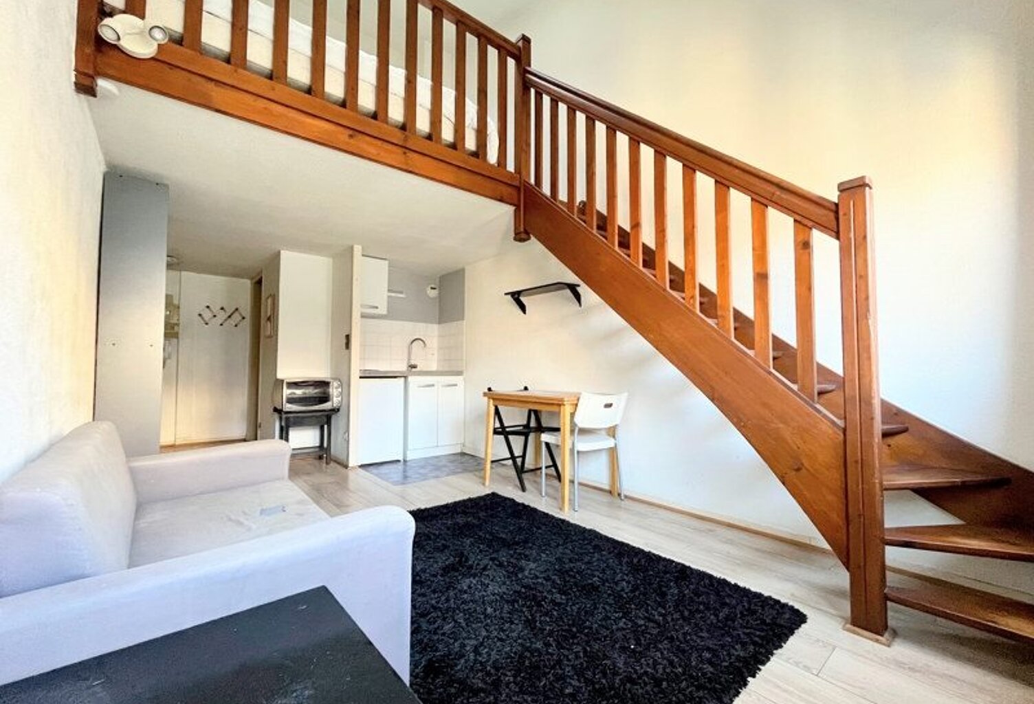 Duplex de 2 pièces principales — photo 1