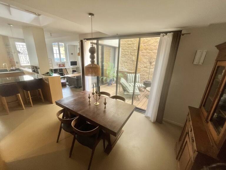 Maison en pierre de 6 pièces principales — photo 1